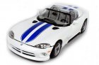 White 1:24 Scale Bburago Diecast Dodge Viper RT /10 Model