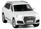 Kids 1:32 Scale Black / White / Blue Diecast Audi Q7 SUV Toy