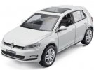 White / Red / Champagne 1:32 Scale Kids Diecast VW New Golf Toy