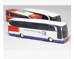 White-Blue 1:87 Scale Plastics Mercedes-Benz TRAVEGO Bus Model