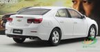 White / Wine Red 1:18 Scale Diecast Chevrolet Malibu Model