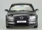 1:18 Scale Black / Brown Diecast VW Phaeton Model