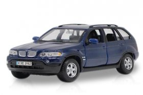 Wine Red / Blue 1:24 Scale Maisto Diecast BMW X5 Model