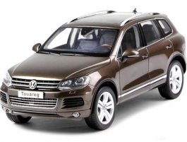 Black / Silver / Brown 1:18 Scale Diecast VW Touareg SUV Model