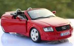 Red / Black 1:24 Scale Maisto Diecast Audi TT SPYDER Model