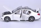 Iscale 1:18 Scale Diecast Mercedes Benz E300L Model