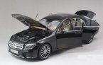 Iscale 1:18 Scale Diecast Mercedes Benz E300L Model