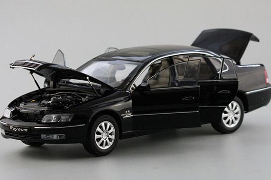 Silver / Black 1:18 Scale Diecast Buick Royaum Model [BK1T004