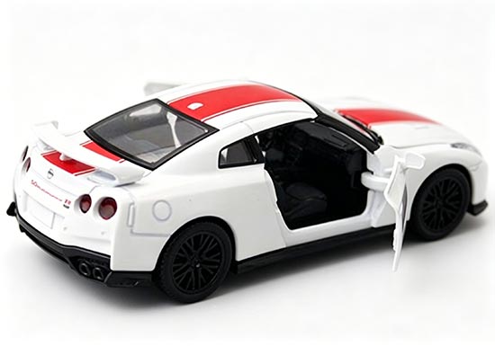 1:42 Scale White Diecast Nissan GT-R R35 Toy [NB6T623] : EZBUSTOYS.COM