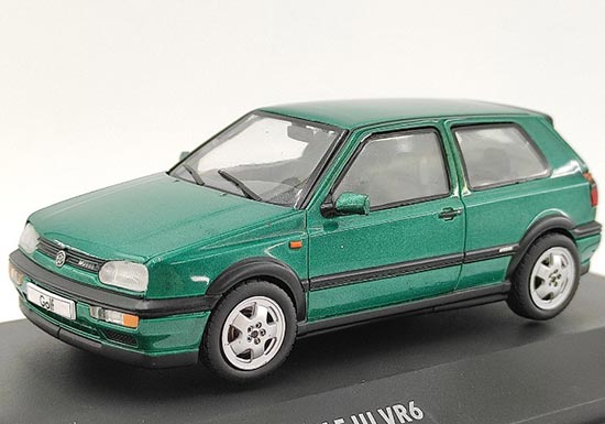 Green / Purple 1:43 Scale Solido Diecast VW Golf Mk3 VR6 Model