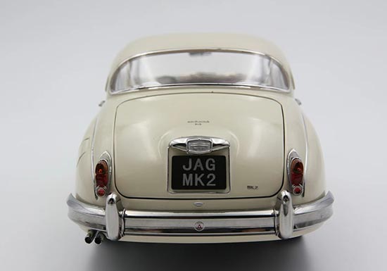White / Blue 1:18 Scale PARAGON Diecast 1962 Jaguar Mark Model